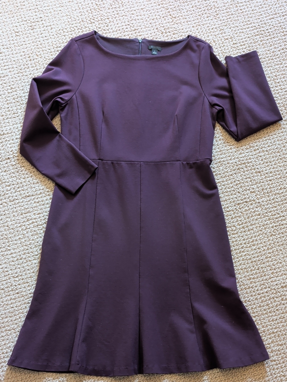 Classic Long-Sleeve Crewneck Dress in Deep Plum Minimalist 12